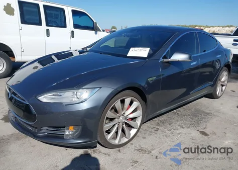 2015 Tesla Model S 70D/85D/P85D из США, поврежденный, VIN 5YJSA4H20FFP79087